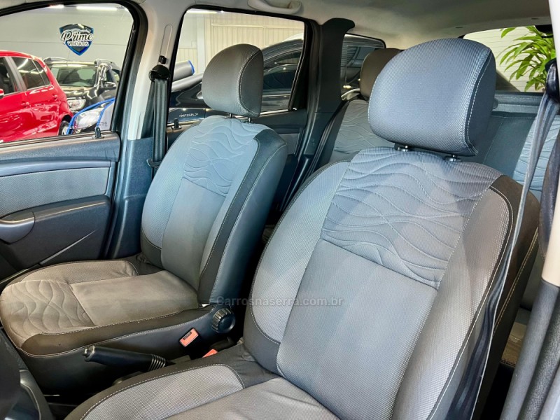 DUSTER 2.0 DYNAMIQUE 4X2 16V FLEX 4P AUTOMÁTICO - 2012 - ESTâNCIA VELHA