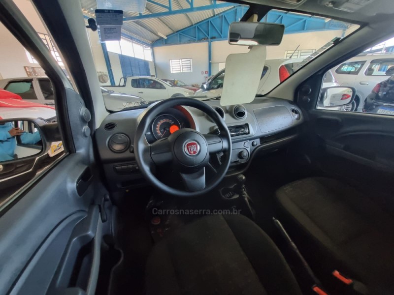 UNO 1.0 EVO VIVACE 8V FLEX 2P MANUAL - 2014 - VACARIA