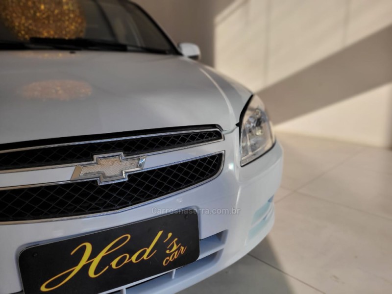 PRISMA 1.4 MPFI LT 8V FLEX 4P MANUAL - 2012 - CANELA