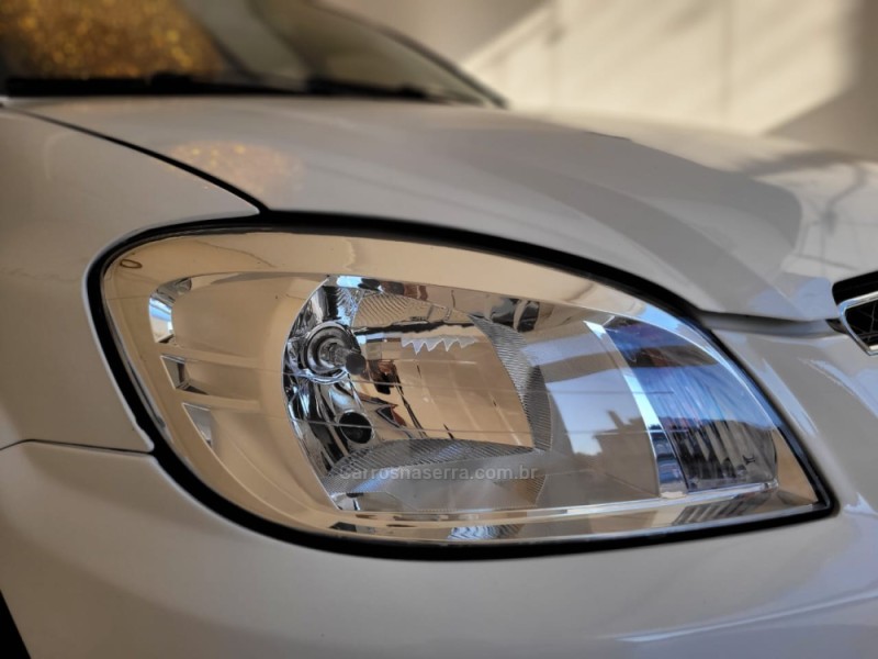 PRISMA 1.4 MPFI LT 8V FLEX 4P MANUAL - 2012 - CANELA