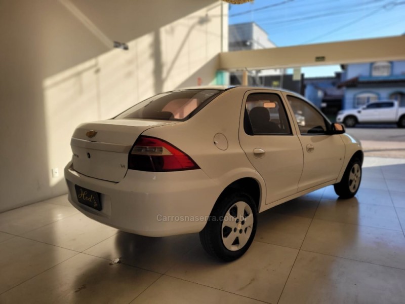 PRISMA 1.4 MPFI LT 8V FLEX 4P MANUAL - 2012 - CANELA
