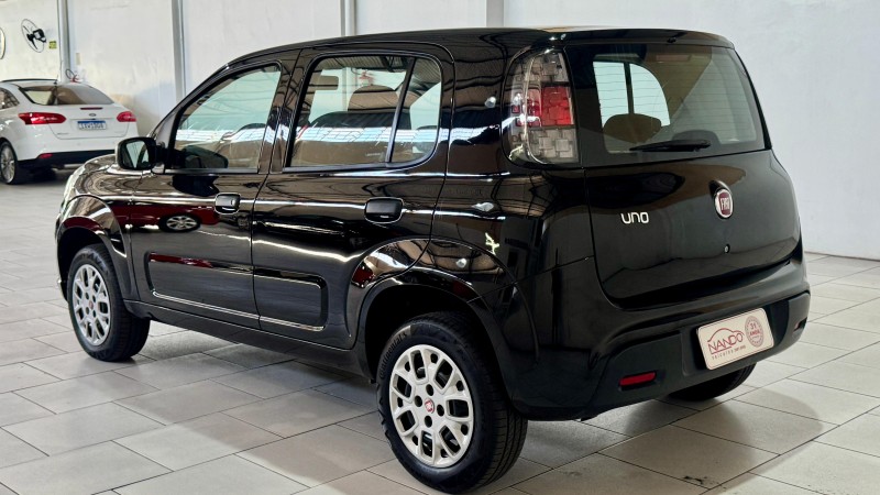 UNO 1.0 DRIVE 6V FLEX 4P MANUAL - 2018 - ESTâNCIA VELHA