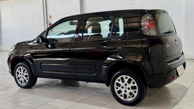 UNO 1.0 DRIVE 6V FLEX 4P MANUAL - 2018 - ESTâNCIA VELHA