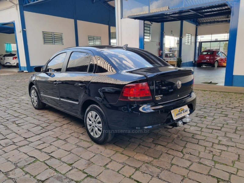 VOYAGE 1.6 MI COMFORTLINE 8V FLEX 4P MANUAL - 2009 - VACARIA