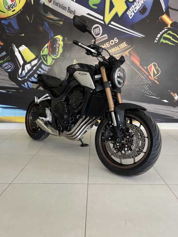 CB 650R  - 2021 - PASSO FUNDO