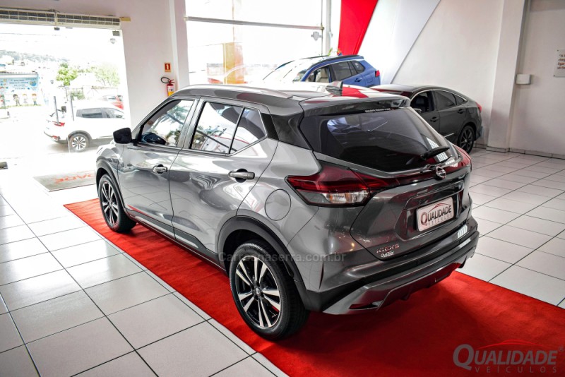 KICKS 1.6 ADVANCE 16V FLEX 4P AUTOMÁTICO - 2022 - SANTA CRUZ DO SUL
