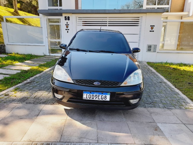FOCUS 1.6 GL 8V FLEX 4P MANUAL - 2009 - FARROUPILHA