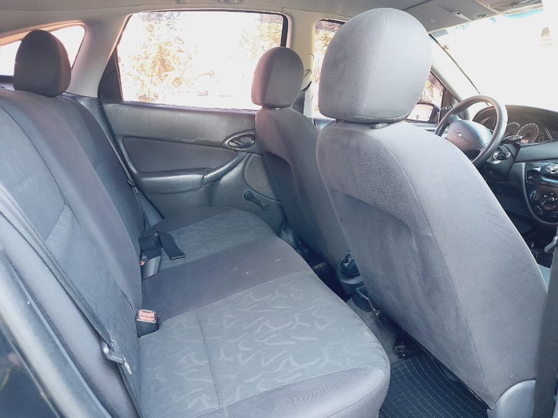 FOCUS 1.6 GL 8V FLEX 4P MANUAL - 2009 - FARROUPILHA