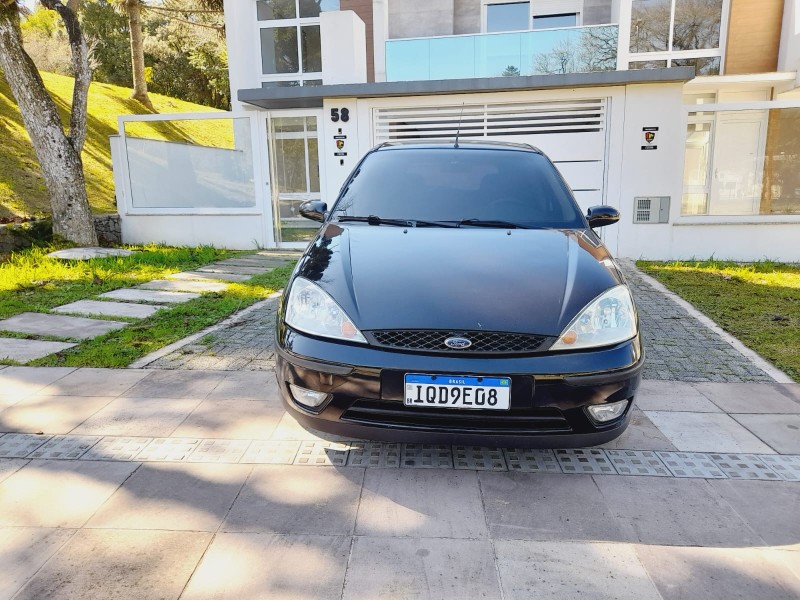 FOCUS 1.6 GL 8V FLEX 4P MANUAL - 2009 - FARROUPILHA