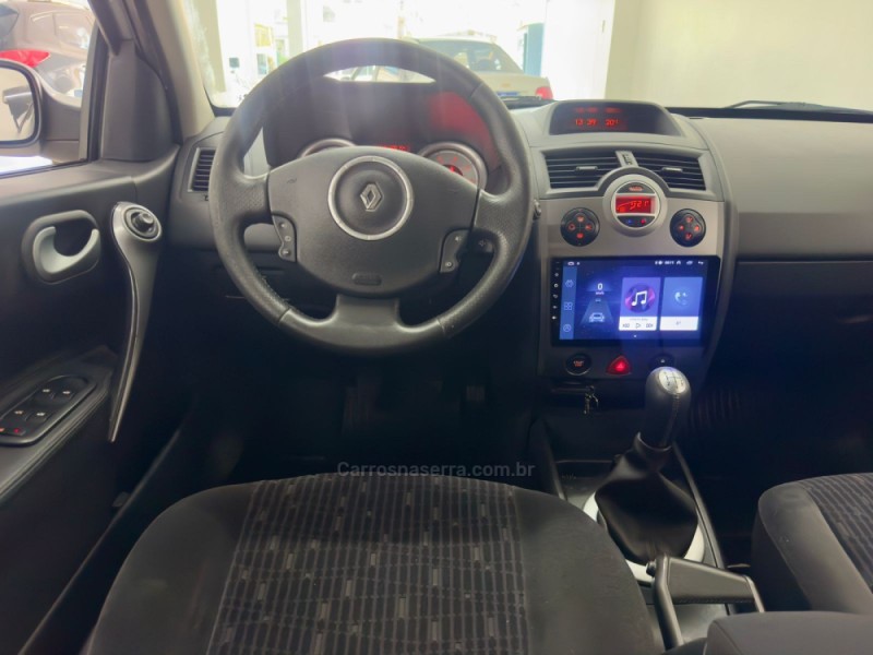 MÉGANE 1.6 DYNAMIQUE GRAND TOUR 16V FLEX 4P MANUAL - 2013 - NOVO HAMBURGO