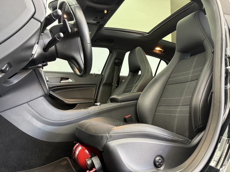 GLA 200 1.6 CGI VISION 16V TURBO GASOLINA 4P AUTOMÁTICO - 2015 - CAXIAS DO SUL