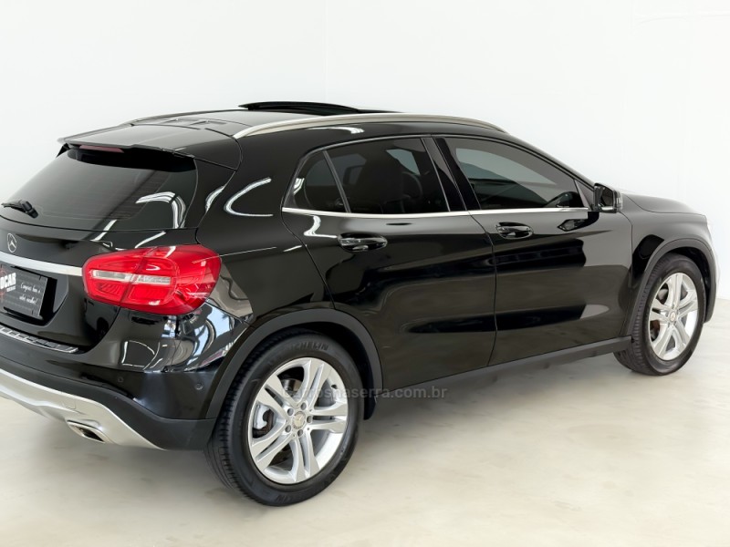 GLA 200 1.6 CGI VISION 16V TURBO GASOLINA 4P AUTOMÁTICO - 2015 - CAXIAS DO SUL