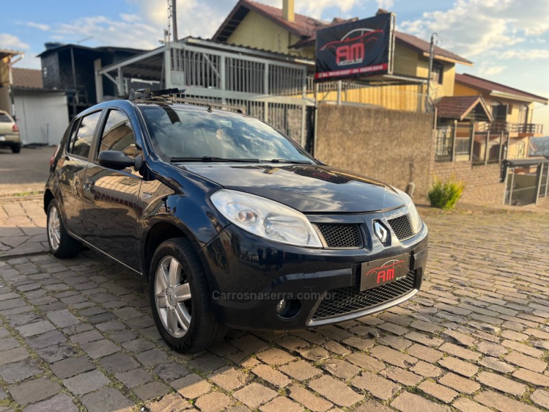 sandero 1.0 authentique 16v flex 4p manual 2009 caxias do sul