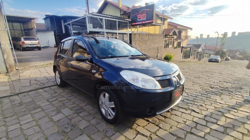 SANDERO 1.0 AUTHENTIQUE 16V FLEX 4P MANUAL - 2009 - CAXIAS DO SUL