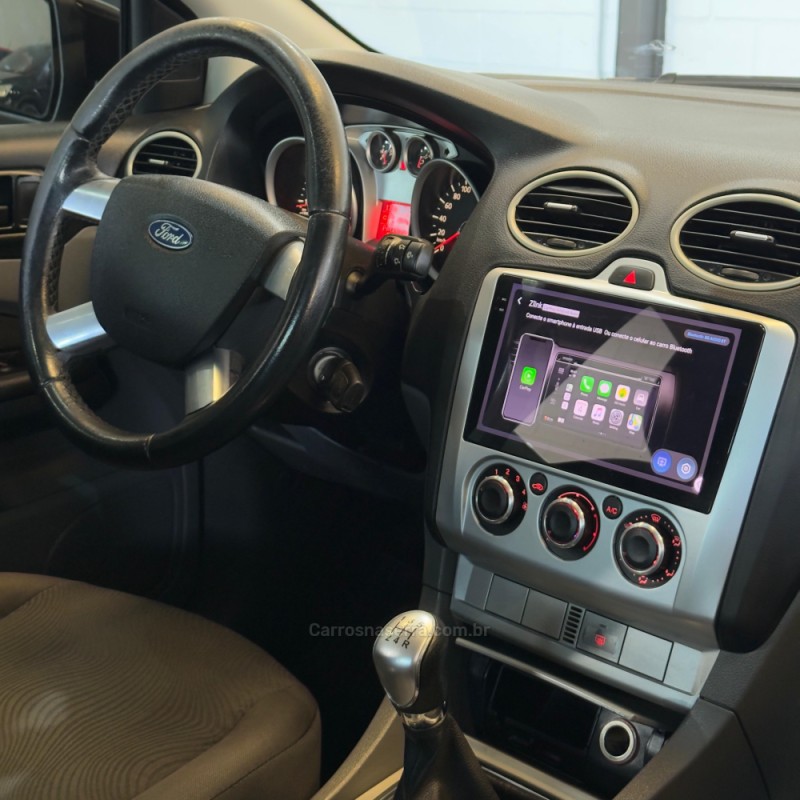 FOCUS 1.6 8V FLEX 4P MANUAL - 2011 - NOVO HAMBURGO