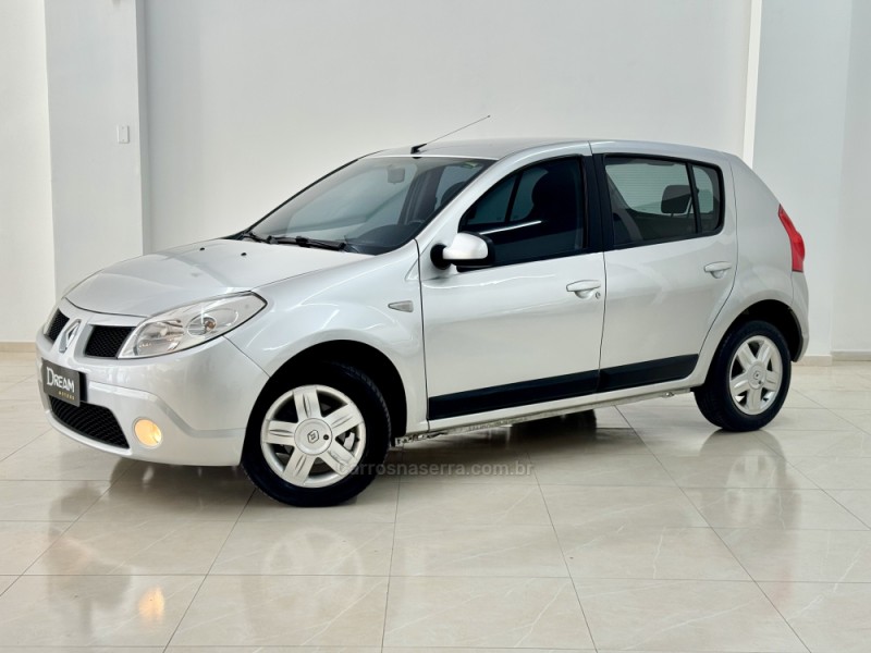 SANDERO 1.6 DYNAMIQUE 8V FLEX 4P MANUAL - 2010 - NOVO HAMBURGO