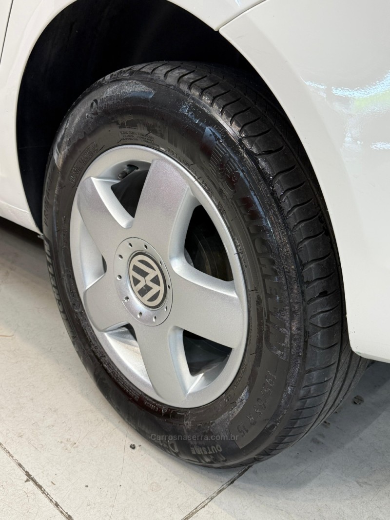 SPACEFOX 1.6 MI 8V FLEX 4P MANUAL - 2013 - CAXIAS DO SUL