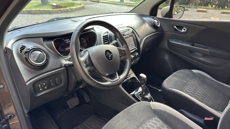 CAPTUR 1.6 16V FLEX ZEN AUTOMÁTICO - 2018 - CAXIAS DO SUL