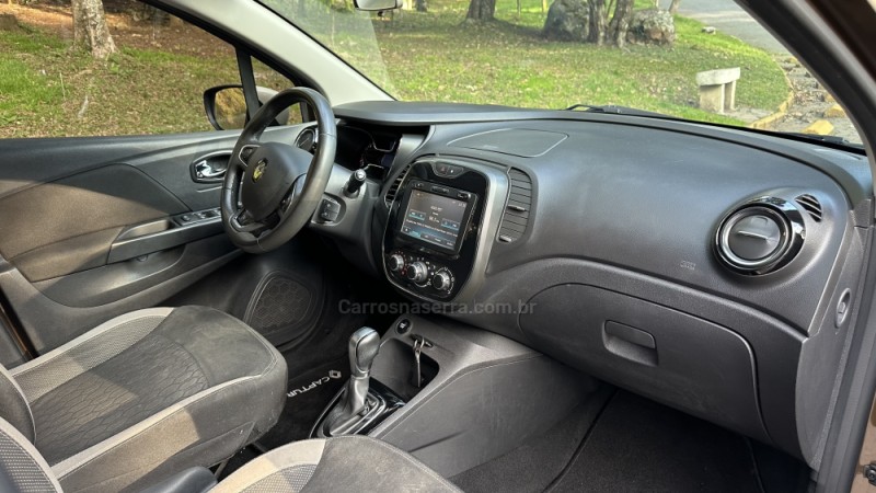 CAPTUR 1.6 16V FLEX ZEN AUTOMÁTICO - 2018 - CAXIAS DO SUL