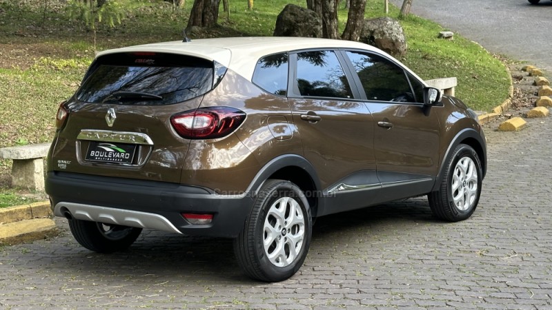 CAPTUR 1.6 16V FLEX ZEN AUTOMÁTICO - 2018 - CAXIAS DO SUL