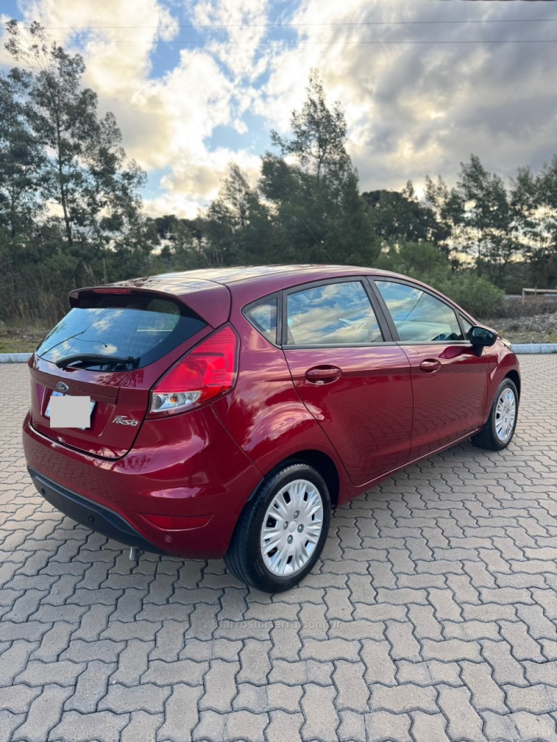 FIESTA 1.6 SE HATCH PLUS 16V FLEX 4P MANUAL - 2018 - BENTO GONçALVES