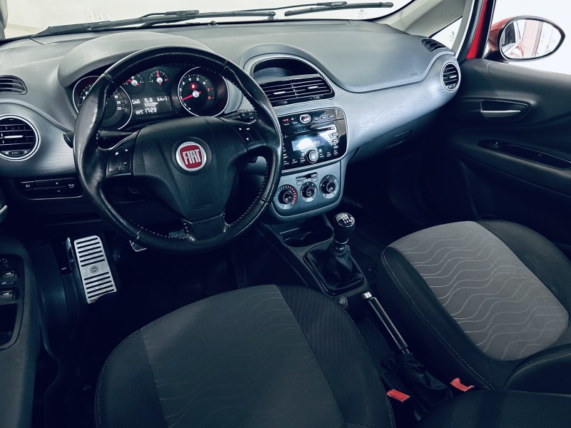 PUNTO 1.6 ESSENCE 16V FLEX 4P MANUAL - 2014 - CAXIAS DO SUL