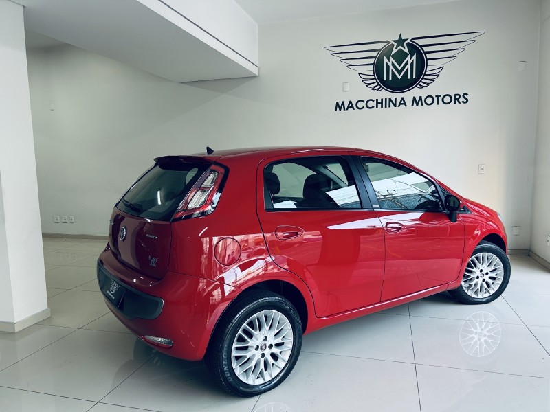 PUNTO 1.6 ESSENCE 16V FLEX 4P MANUAL - 2014 - CAXIAS DO SUL