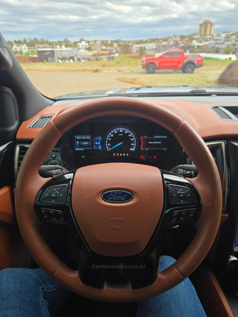 F-150  - 2023 - LAJEADO