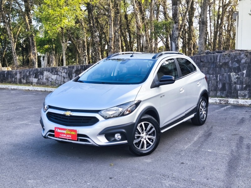 onix 1.4 mpfi activ 8v flex 4p automatico 2017 caxias do sul