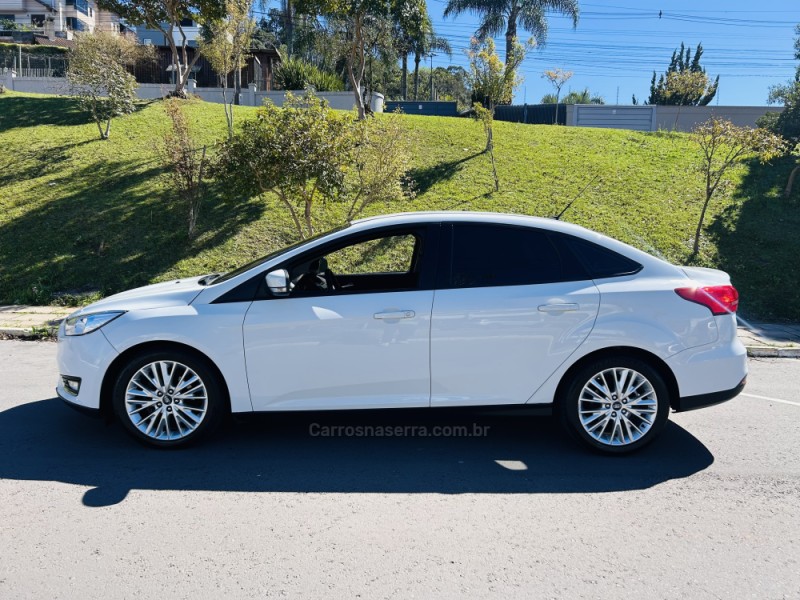 FOCUS 2.0 SE PLUS SEDAN 16V FLEX 4P AUTOMÁTICO - 2016 - BENTO GONçALVES