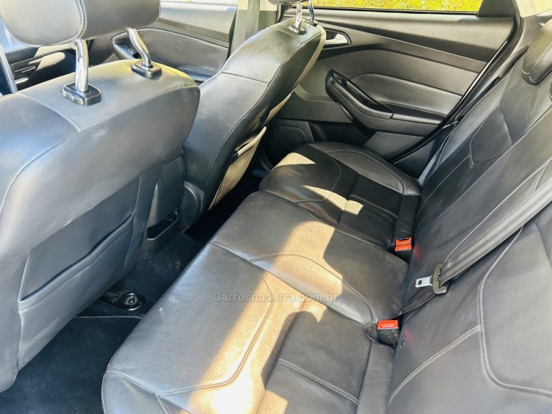 FOCUS 2.0 SE PLUS SEDAN 16V FLEX 4P AUTOMÁTICO - 2016 - BENTO GONçALVES