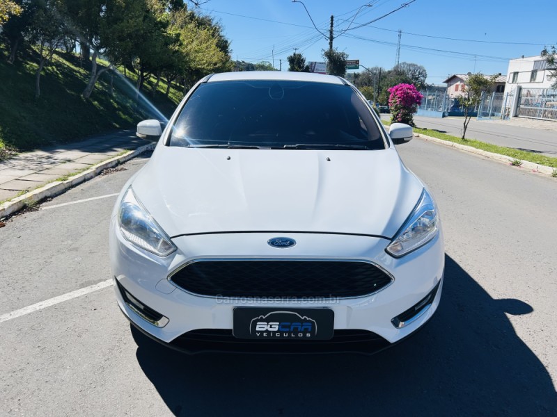 FOCUS 2.0 SE PLUS SEDAN 16V FLEX 4P AUTOMÁTICO - 2016 - BENTO GONçALVES