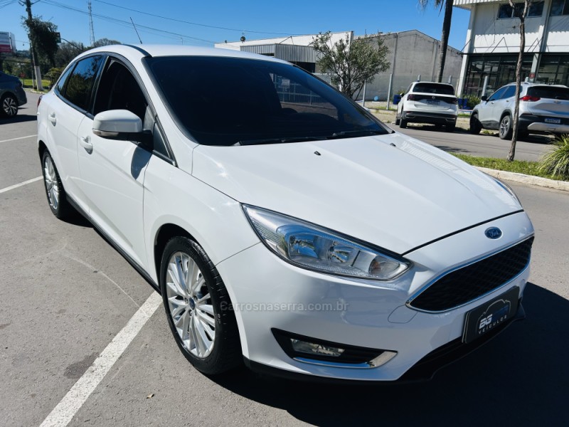 FOCUS 2.0 SE PLUS SEDAN 16V FLEX 4P AUTOMÁTICO - 2016 - BENTO GONçALVES