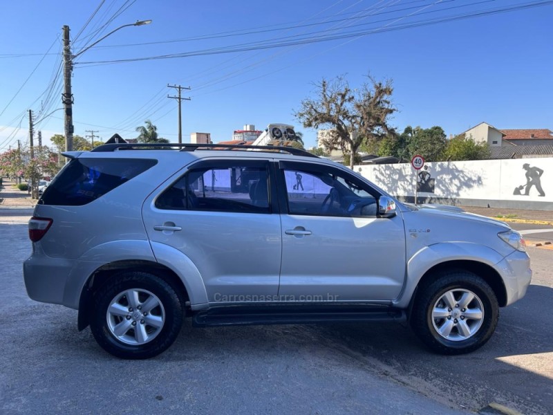 HILUX SW4 3.0 SRV 4X4 7 LUGARES 16V TURBO INTERCOOLER DIESEL 4P AUTOMÁTICO - 2011 - VENâNCIO AIRES