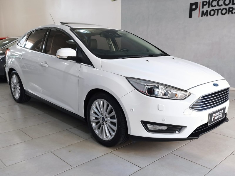 FOCUS 2.0 TITANIUM FASTBACK 16V FLEX 4P AUTOMÁTICO - 2018 - CAXIAS DO SUL