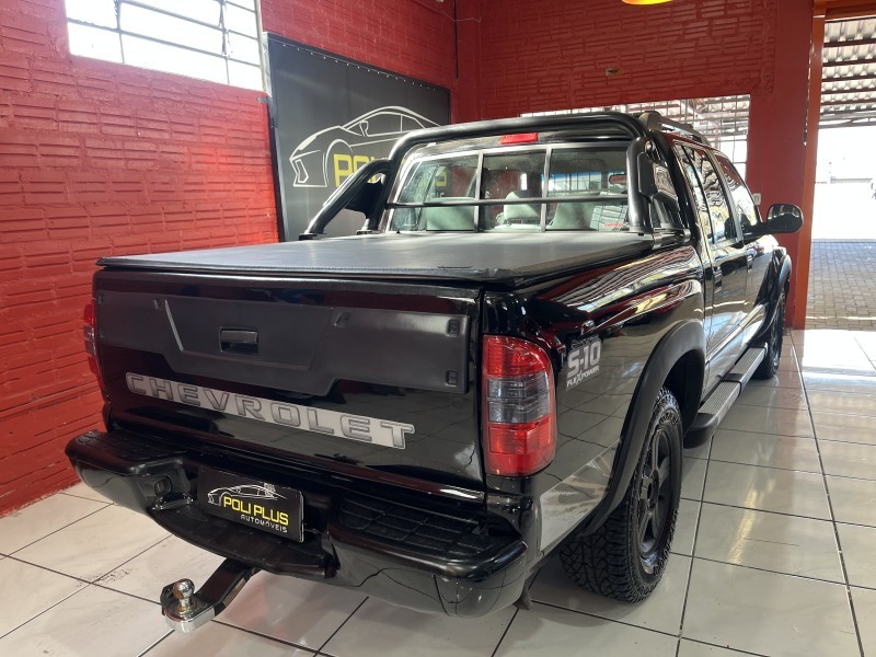 S10 2.4 MPFI RODEIO 4X2 CD 8V FLEX 4P MANUAL - 2011 - CAXIAS DO SUL