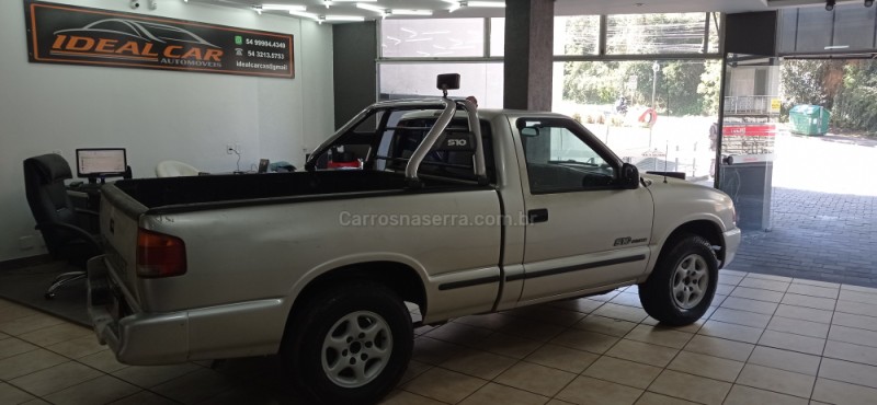 S10 2.2 EFI DLX 4X2 CS 8V GASOLINA 2P MANUAL - 1996 - CAXIAS DO SUL