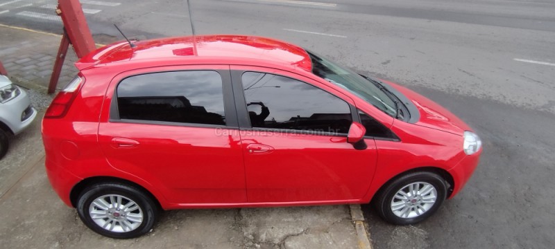 PUNTO 1.4 ATTRACTIVE 8V FLEX 4P MANUAL - 2011 - FARROUPILHA