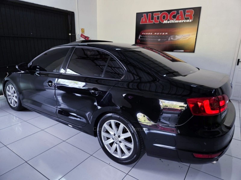 JETTA 2.0 COMFORTLINE FLEX 4P TIPTRONIC - 2012 - CAMPO BOM