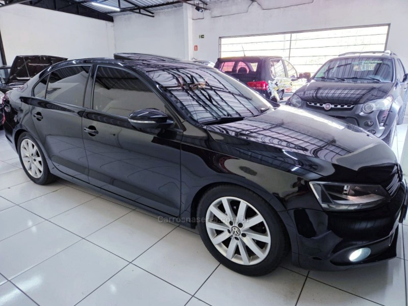 JETTA 2.0 COMFORTLINE FLEX 4P TIPTRONIC - 2012 - CAMPO BOM