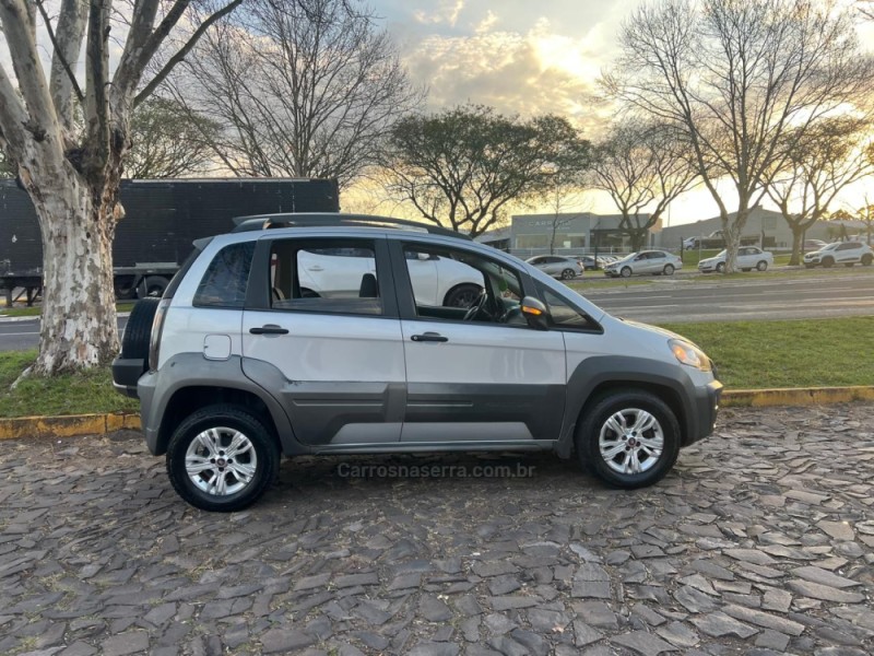 IDEA 1.8 MPI ADVENTURE 8V FLEX 4P MANUAL - 2015 - DOIS IRMãOS