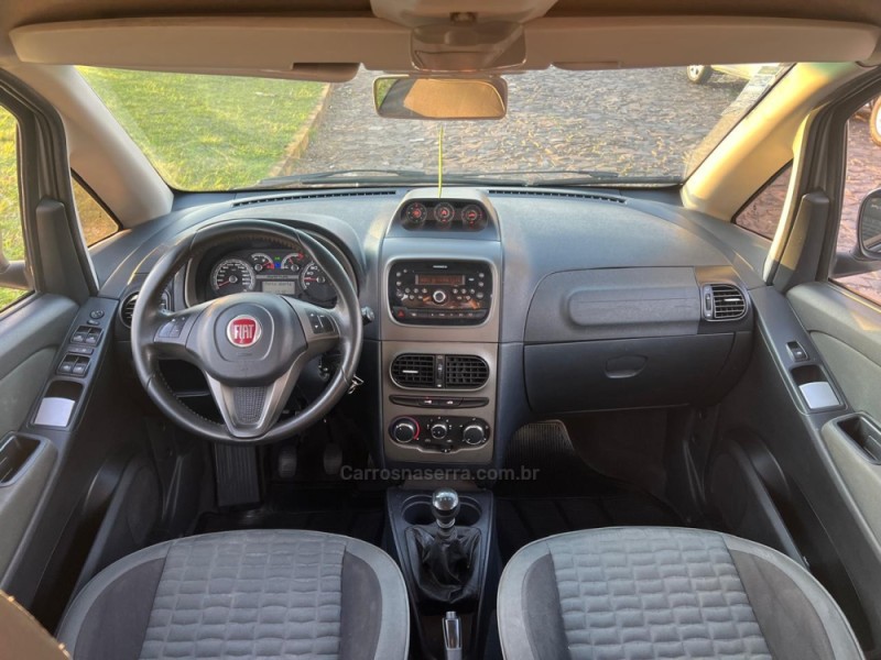 IDEA 1.8 MPI ADVENTURE 8V FLEX 4P MANUAL - 2015 - DOIS IRMãOS