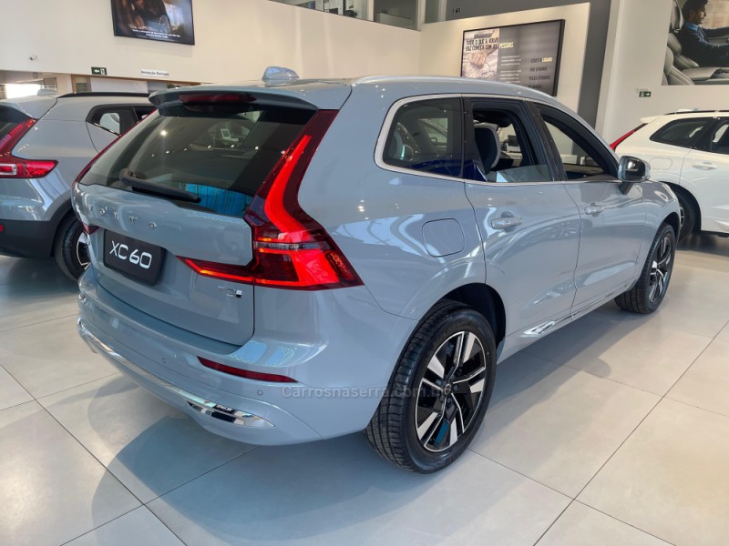 XC60 2.0 T8 RECHARGE PLUS AWD HIBRIDO 4P AUTOMÁTICO - 2026 - FLORES DA CUNHA