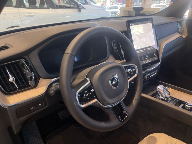 XC60 2.0 T8 RECHARGE PLUS AWD HIBRIDO 4P AUTOMÁTICO - 2026 - FLORES DA CUNHA