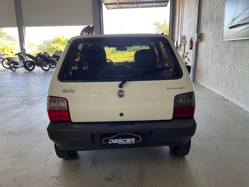 UNO 1.0 MPI MILLE WAY ECONOMY 8V FLEX 4P MANUAL - 2010 - BOM PRINCíPIO