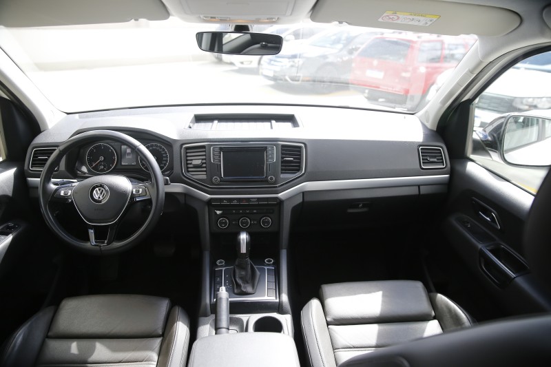 AMAROK 3.0 V6 TDI HIGHLINE CD DIESEL 4MOTION AUTOMÁTICO - 2023 - CAXIAS DO SUL