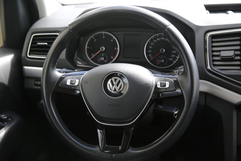 AMAROK 3.0 V6 TDI HIGHLINE CD DIESEL 4MOTION AUTOMÁTICO - 2023 - CAXIAS DO SUL