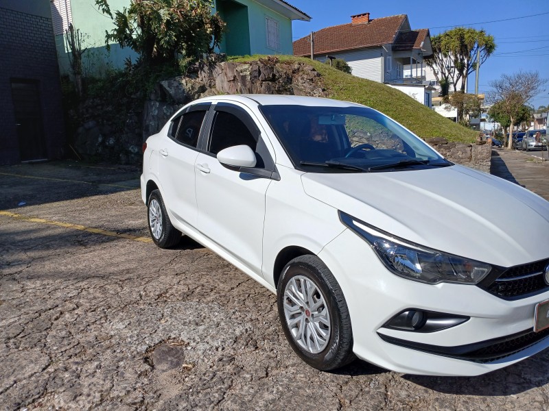 CRONOS 1.3 DRIVE 8V FLEX 4P MANUAL - 2019 - FARROUPILHA