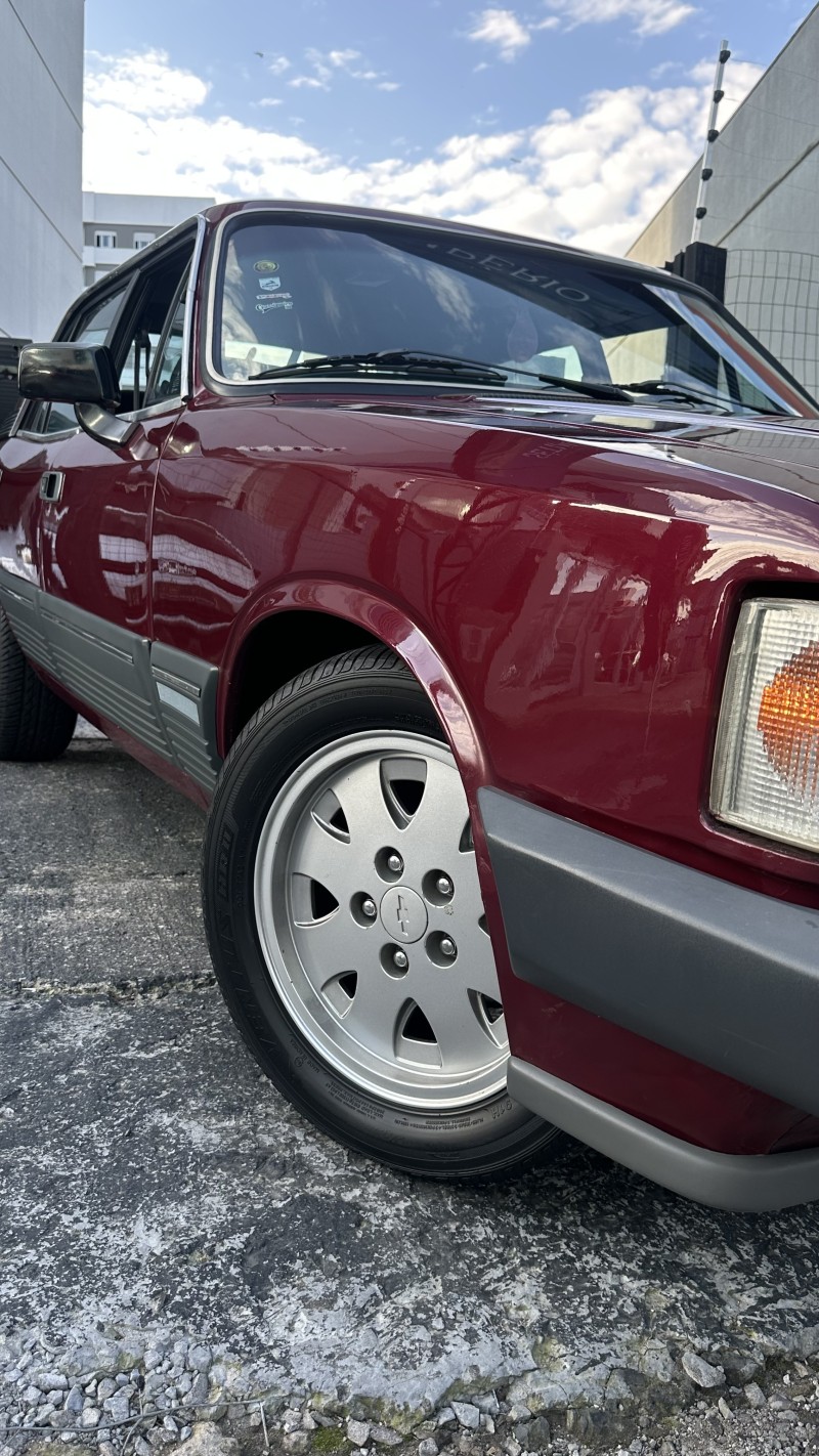 OPALA 4.1 DIPLOMATA SE 12V GASOLINA 4P MANUAL