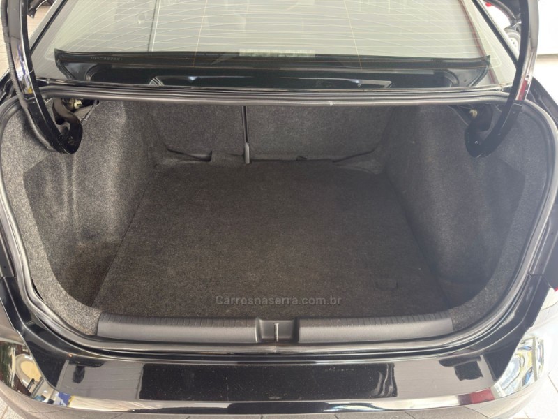 VIRTUS 1.0 200 TSI HIGHLINE AUTOMÁTICO - 2021 - NOVO HAMBURGO